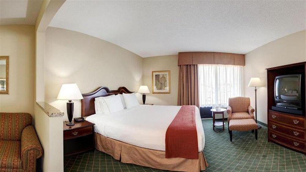 Holiday Inn Express Hotel & Suites Cape Girardeau I-55 By Ihg Buitenkant foto