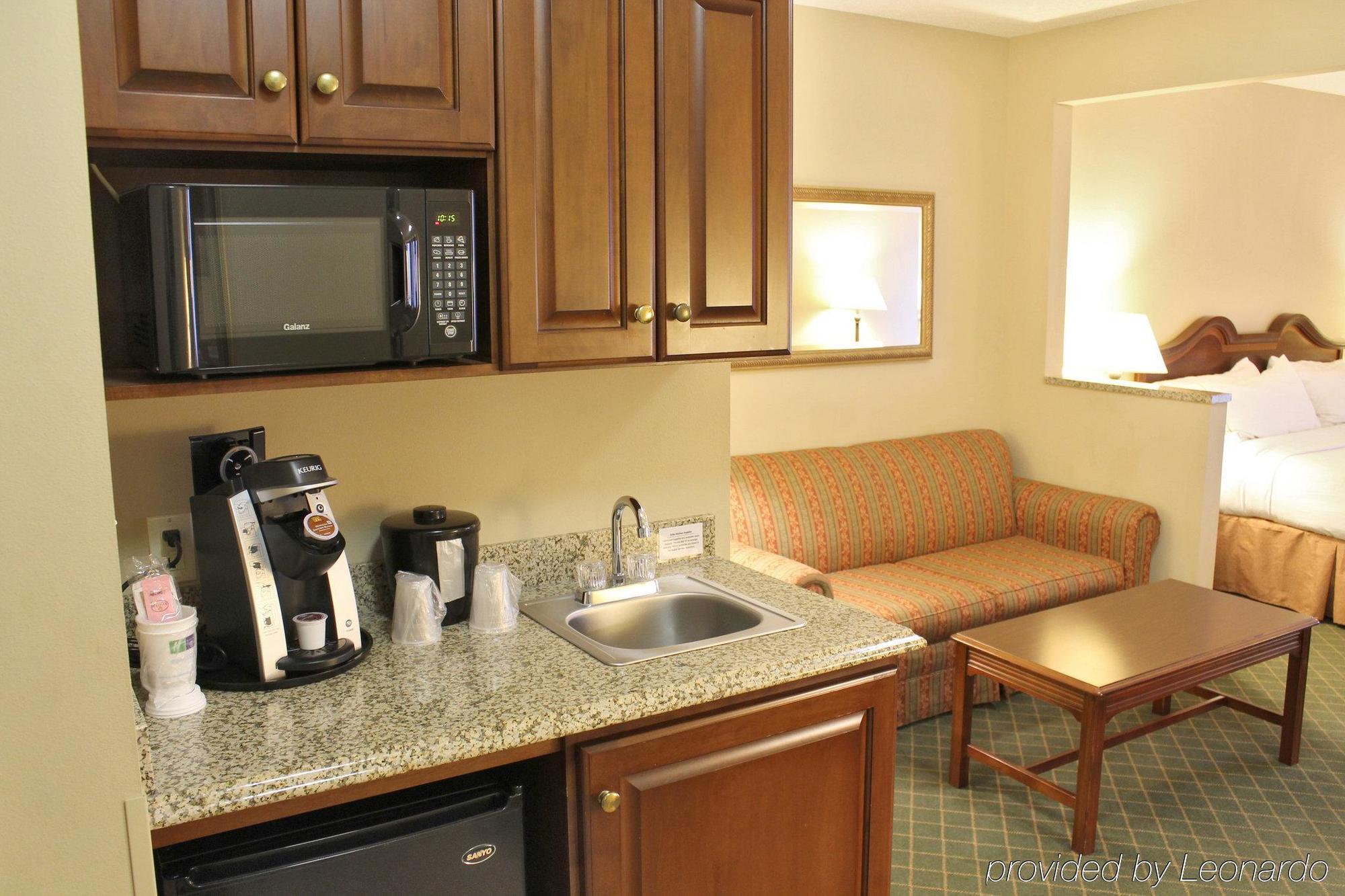 Holiday Inn Express Hotel & Suites Cape Girardeau I-55 By Ihg Buitenkant foto