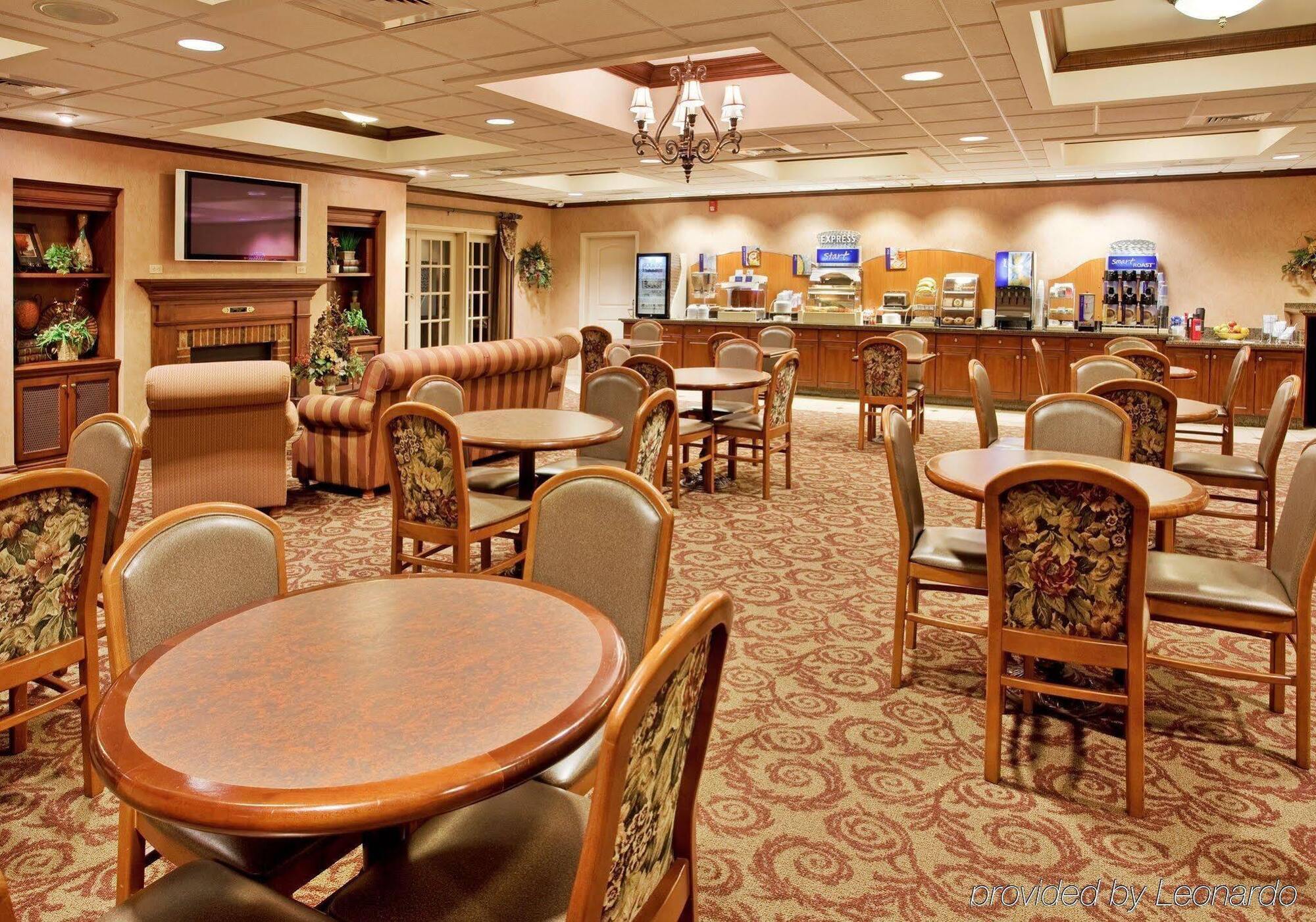 Holiday Inn Express Hotel & Suites Cape Girardeau I-55 By Ihg Buitenkant foto